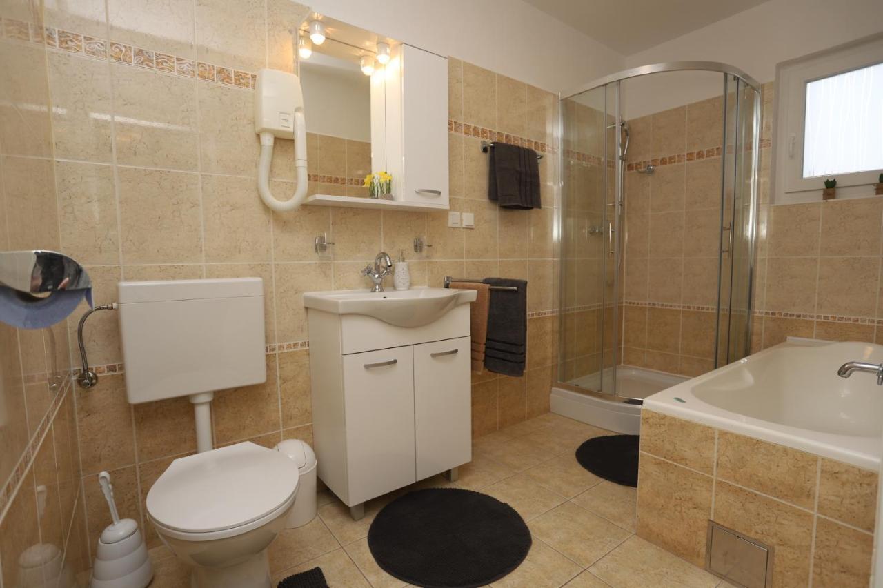 Apartman Perla Deluxe بوريتش المظهر الخارجي الصورة